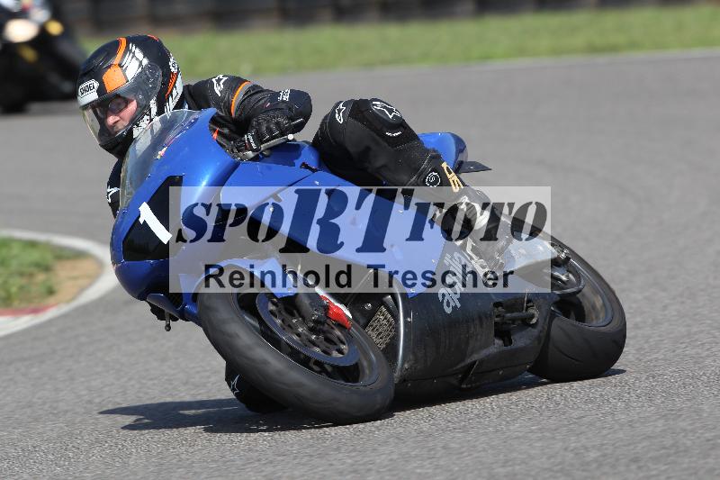 Archiv-2022/57 29.08.2022 Plüss Moto Sport ADR/Einsteiger/1